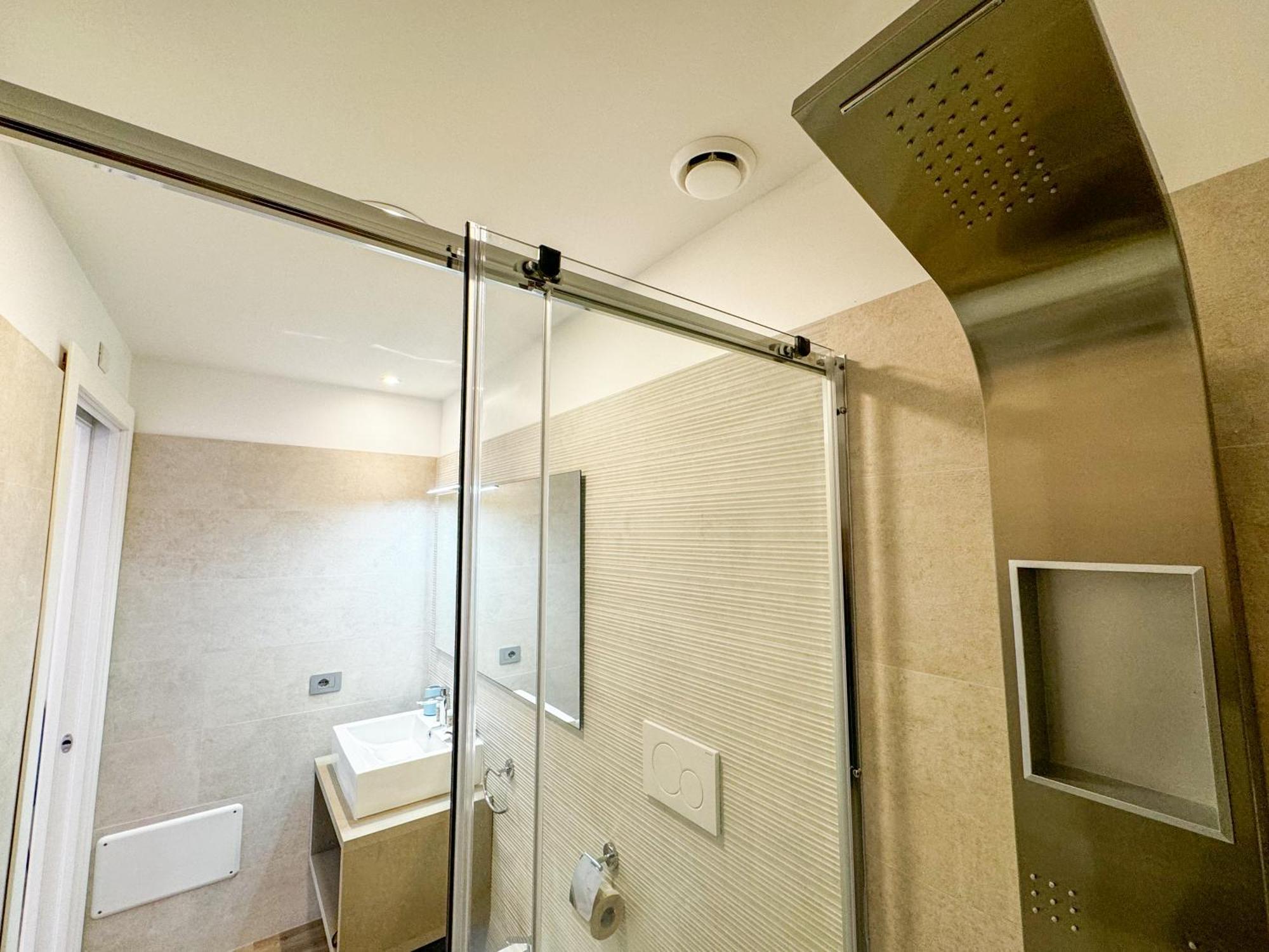 Galleria Roma Art Guesthouse 오리스타노 외부 사진
